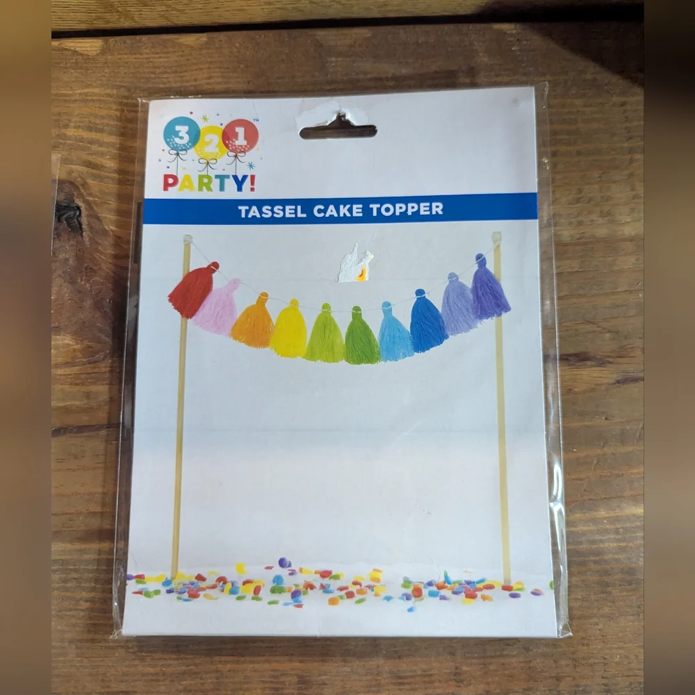 9 Pc Rainbow Unicorn‎ Party Supplies (Tablecloths, Garland, Balloons, Topper)